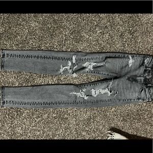 grey american eagle skinny jeans